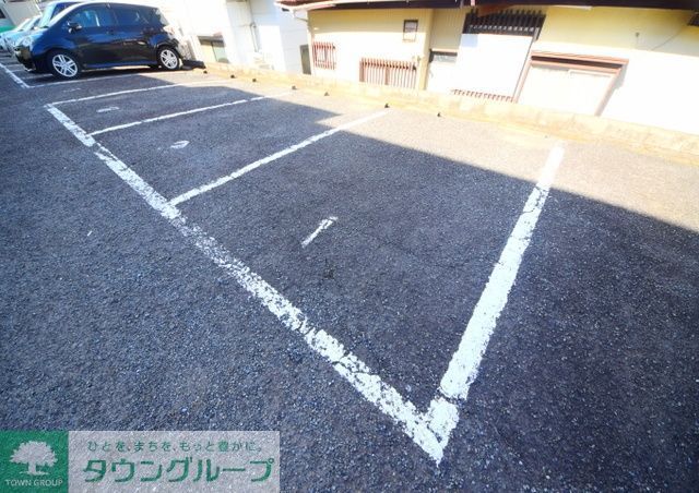 駐車場　★★敷地内駐車場完備★★
