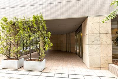 東京メトロ日比谷線 小伝馬町駅 徒歩3分 12階建 築22年の外観写真