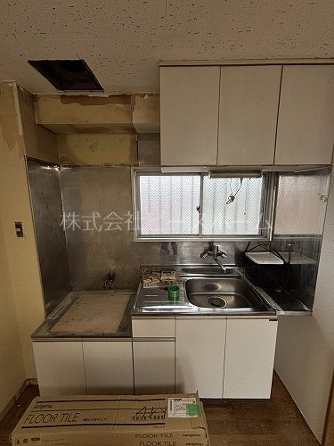 キッチン　※別号室参考写真