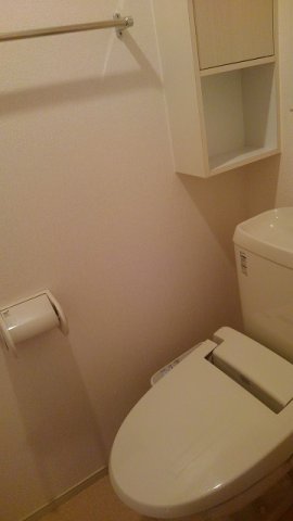 トイレ　清潔感のあるトイレです