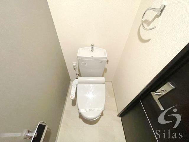 地下鉄御堂筋線 大国町駅 徒歩3分 6階建 築15年のトイレ写真