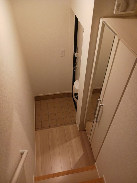 オネスティの玄関写真
