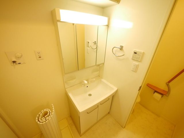 洗面設備　★お部屋探しは株式会社タウンハウジング東京まで★