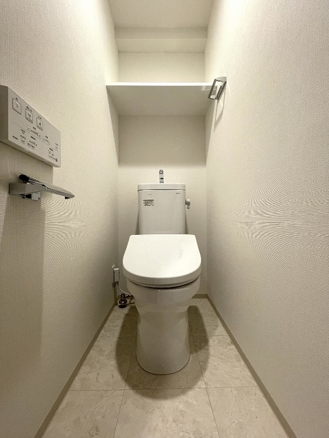 トイレ　落ち着いたトイレです