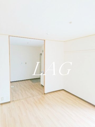居室・リビング　洋室のお部屋です。