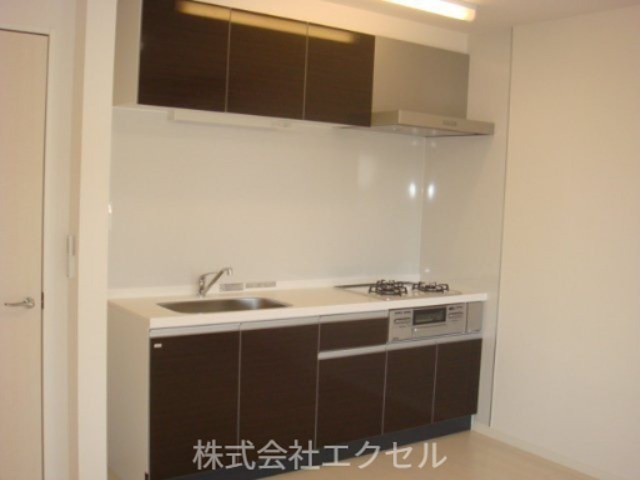 キッチン　ガスコンロ付のキッチンです。