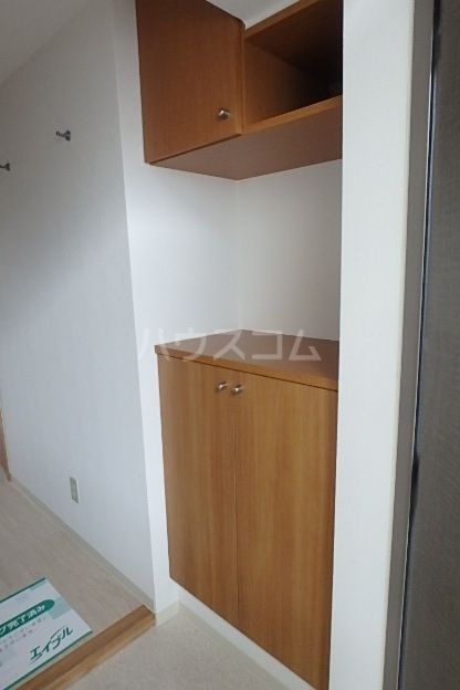 名古屋市名城線 志賀本通駅 徒歩3分 4階建 築18年の内装写真