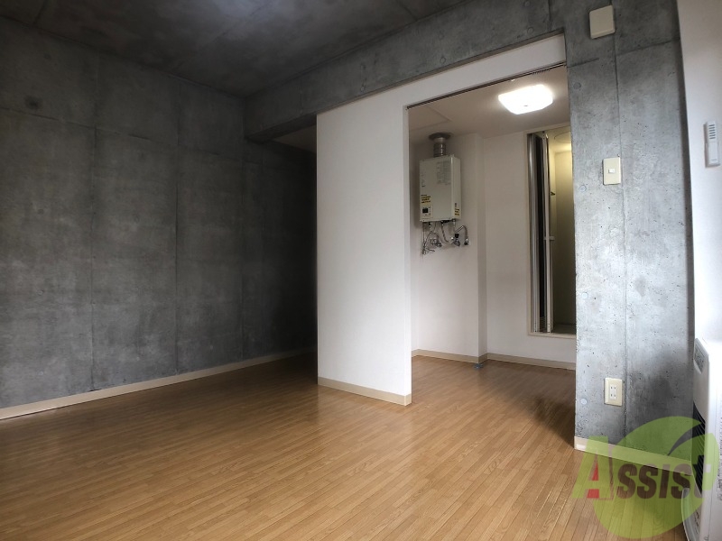 居室・リビング　広くてキレイなお部屋が広がっていて、充実した生活が送れそう。