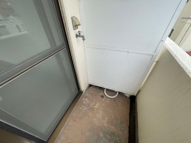 洗面設備　※同物件別号室の参考写真です。