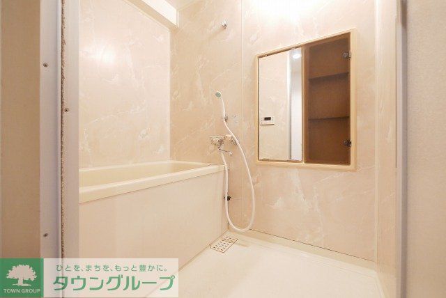 バス・シャワールーム　洗面
