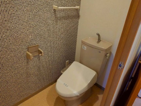 ソレイユ西条のトイレ写真