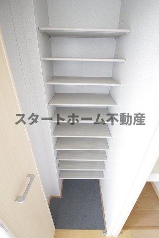 その他設備　靴箱