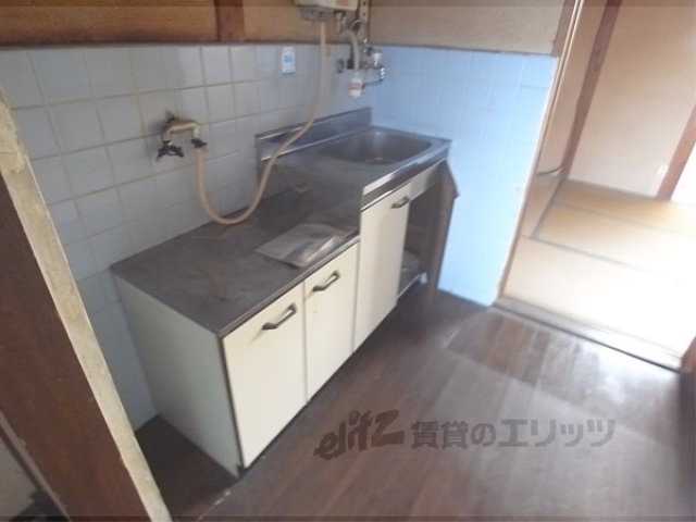 キッチン　収納