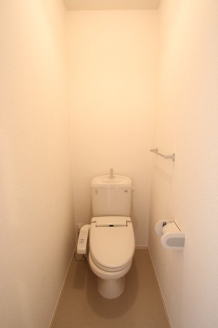 【津山市野介代のアパートのトイレ】