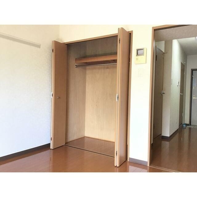 【秦野市三屋のマンションの収納】