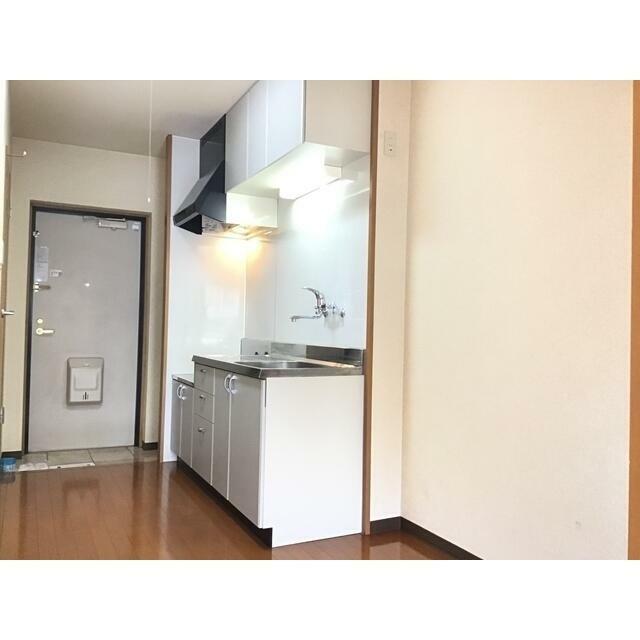 【秦野市三屋のマンションのキッチン】