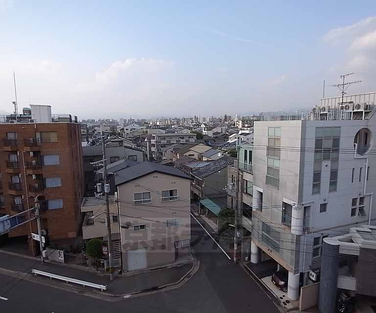 【京都市上京区南伊勢屋町のマンションの眺望】