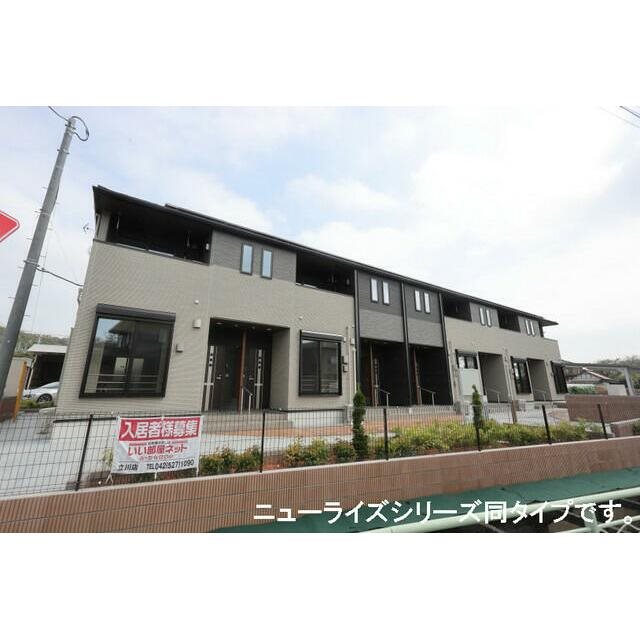 福岡市東区土井のアパートの建物外観