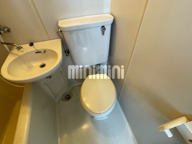 トイレ　コンパクトながら使いやすいお部屋です。