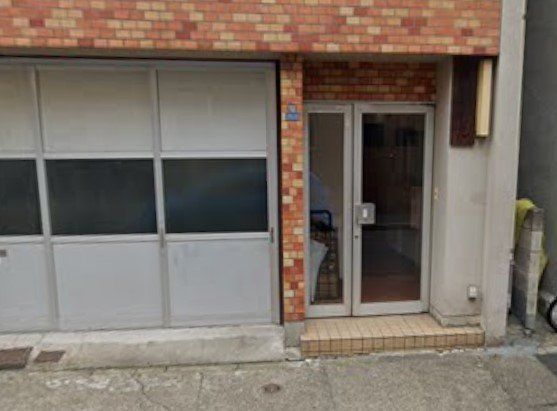 エントランス　エントランス