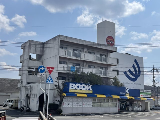 メゾン津山の建物外観
