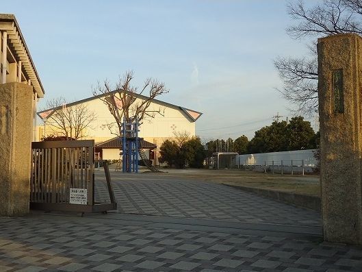 小学校　平坂小学校（小学校）まで500m