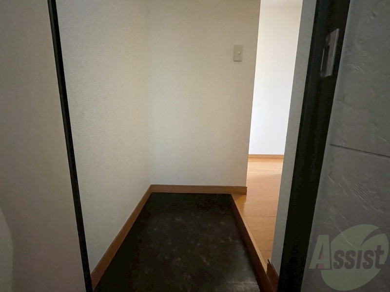 玄関　玄関にはシューズボックスもあり便利です！