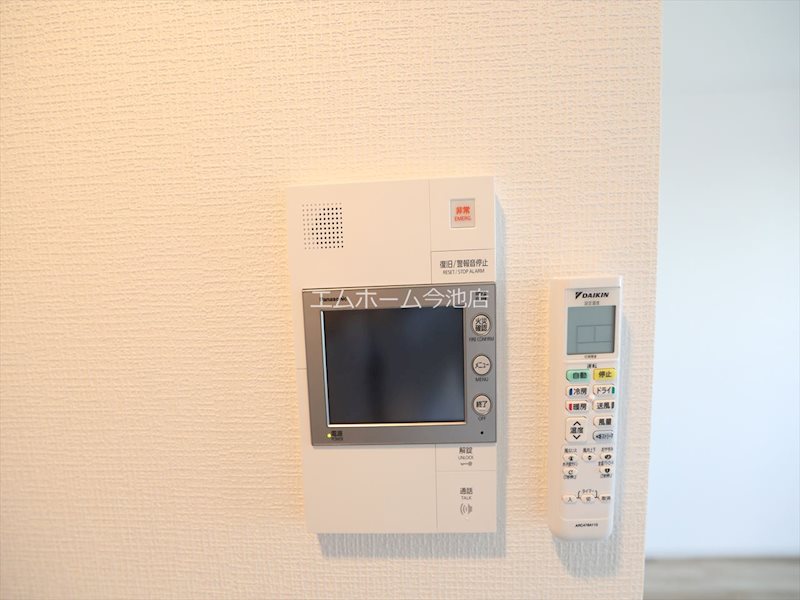 セキュリティ　TVモニター付インターホン