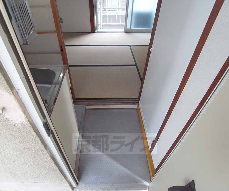 玄関　玄関です。