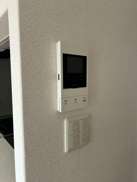 セキュリティ　モニタ付インターホンです。