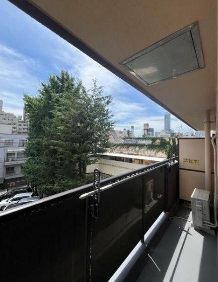 バルコニー　バルコニー(同一仕様写真)