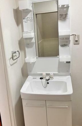 洗面設備　独立洗面(同一仕様写真)