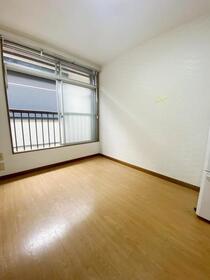 東京メトロ有楽町線/護国寺駅 歩8分