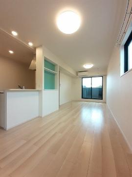 その他設備　リビングエアコン、照明完備（イメージ）