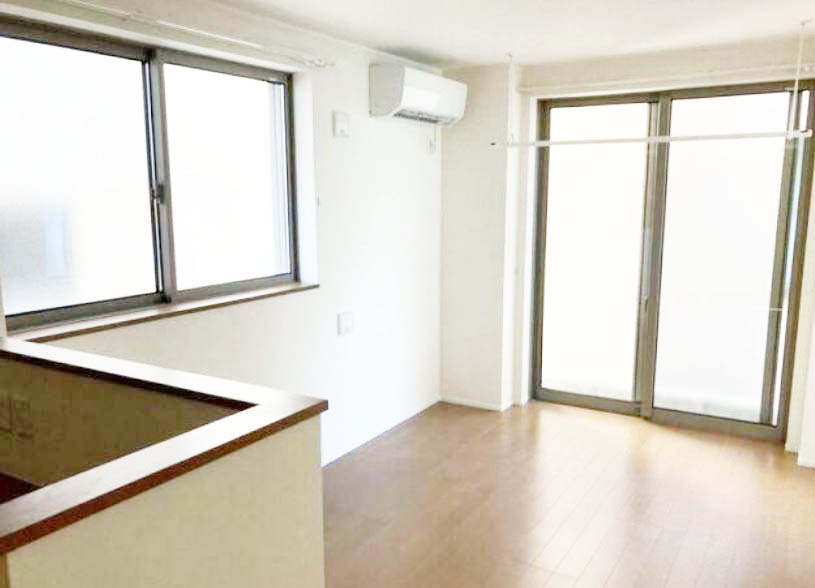 居室・リビング　★角部屋、二面採光、風通しも良好★