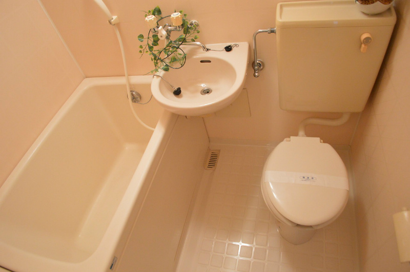 バス・シャワールーム