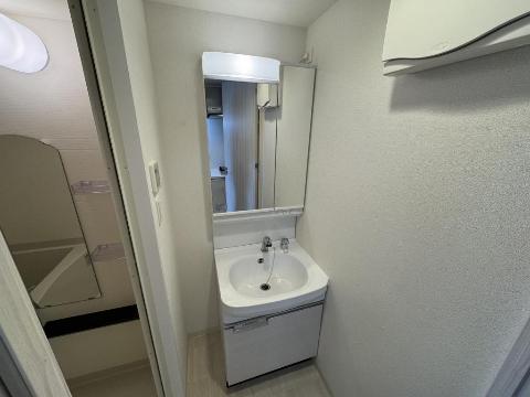 洗面設備　洗髪洗面化粧台