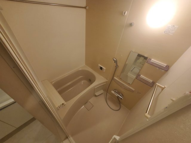 バス・シャワールーム　日々の疲れを癒すお風呂付です