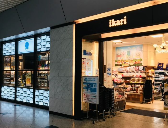 コンビニ　ファミリーマート 近鉄堂島ビル店（コンビニ）まで80m