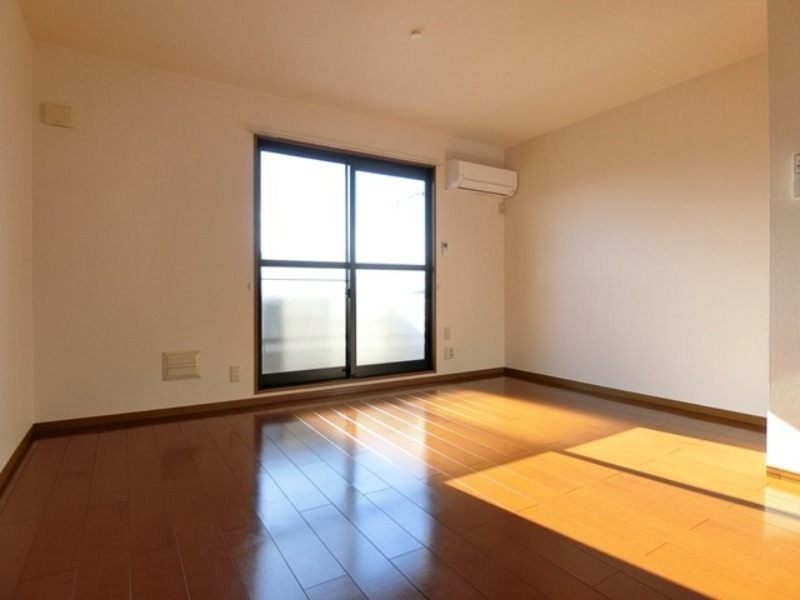 居室・リビング　図面と現状に相違がある場合には現状を優先