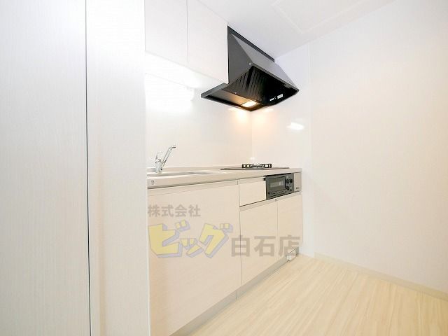 キッチン　人気の独立式システムキッチンです♪