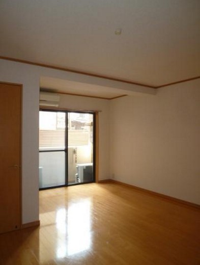 居室・リビング　11.7帖のきれいなLDK。