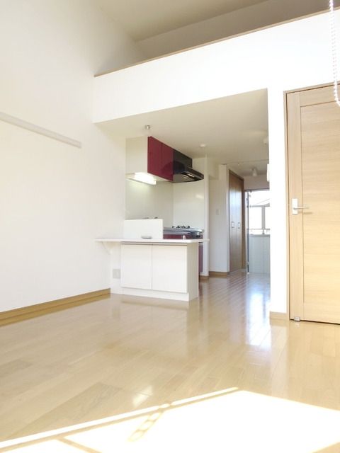 居室・リビング　★お部屋探しはタウンハウジング稲田堤店まで★