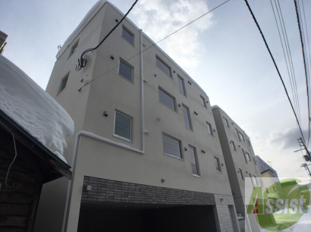 建物外観　札幌市中央区南１２条西「ＮＯＶＡ山鼻」
