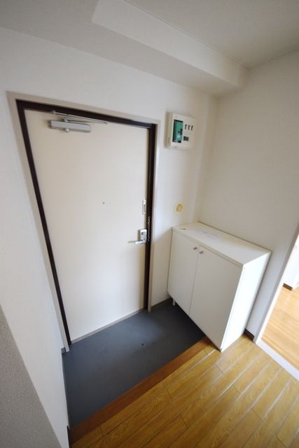 玄関　別部屋参考写真