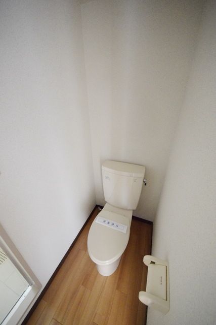 トイレ　別部屋参考写真