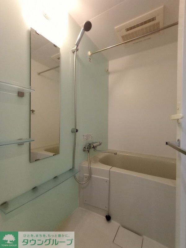 バス・シャワールーム　同タイプ・別部屋