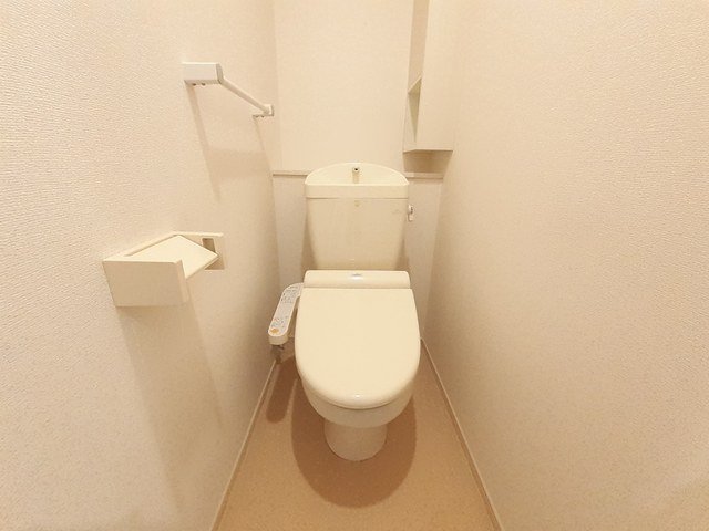 トイレ　シンプルで使いやすいトイレです