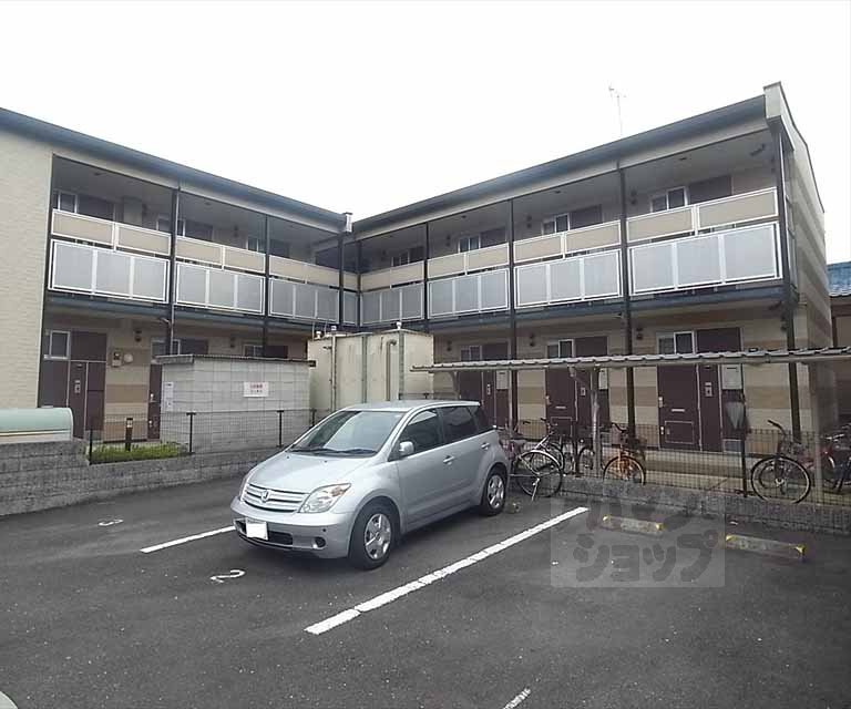 建物外観　レオパレスシリーズはパートナー店のアパマンショップまで！