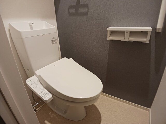 トイレ　清潔感のあるトイレです